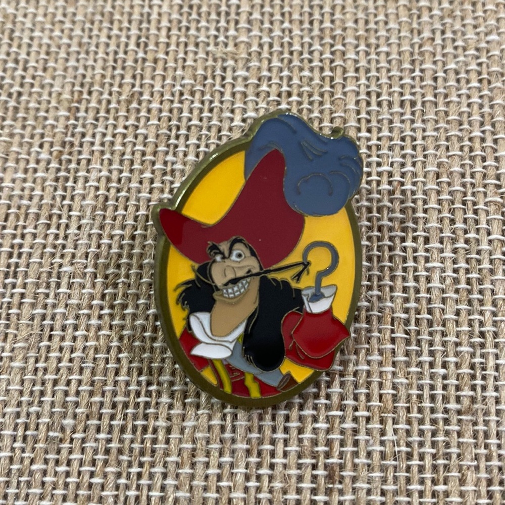 Disney Villains Blind Box Pin